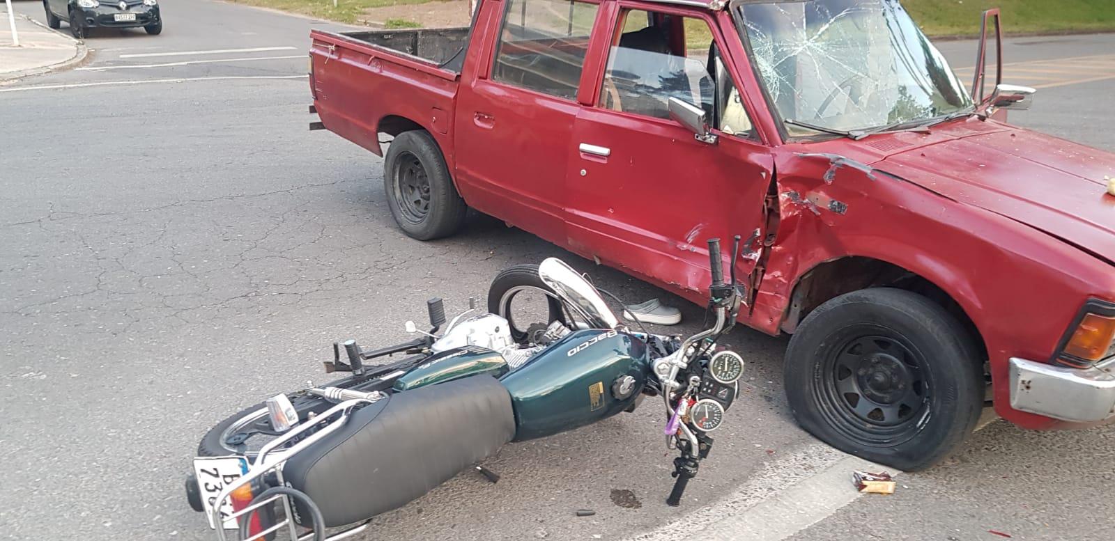 Dos Mujeres Resultaron Lesionadas Tras Impactar La Moto En Que Viajaban