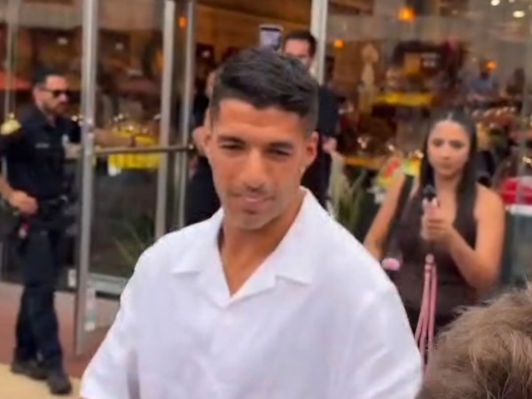 “Volvé, Luis”: el pedido de los hinchas a Suárez tras el empate de Uruguay ante Cabo Verde