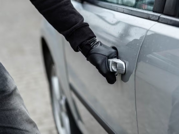 Imputaron a un hombre que se dedicaba a robar autos en San Carlos: irá a prisión preventiva