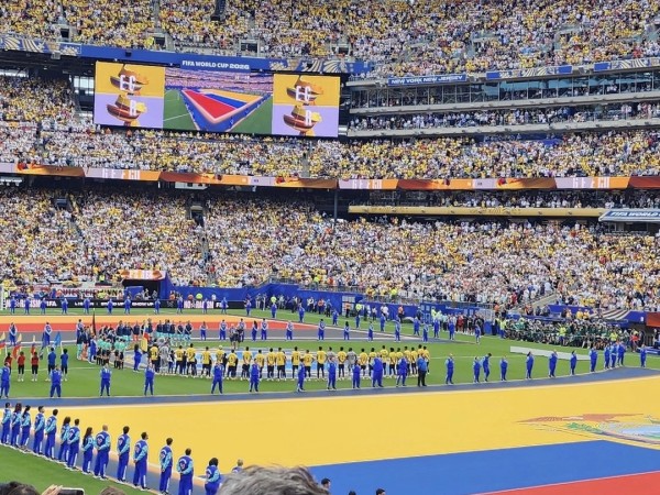 Ecuador sorprendió a Alemania y Países Bajos avanzó como líder de su grupo