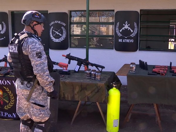 guardia republicana, 400 armas