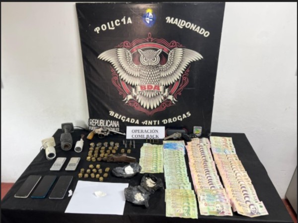 Allanaron dos casas en Maldonado Nuevo donde vendían droga y condenaron a tres personas