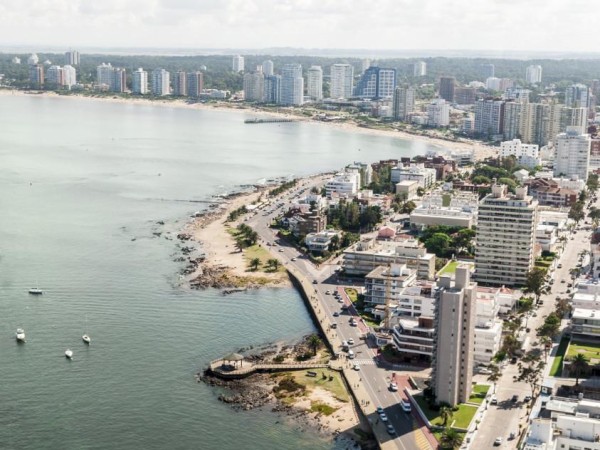 Centro de Hoteles de Punta del Este propuso una chacra como solución de fondo para la atención de personas en situación de calle