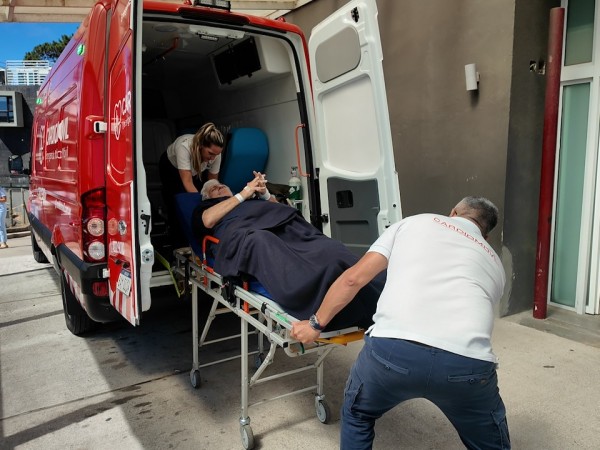 Gobierno de la provincia de Buenos Aires intervino para trasladar a Alberto Samid en un vuelo sanitario desde Punta del Este