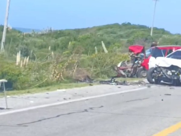 Tres vehículos chocaron en ruta 10 y varios pasajeros resultaron lesionados