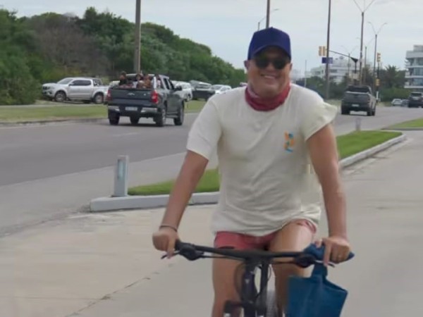 carlos vives, bicicleta, punta del este