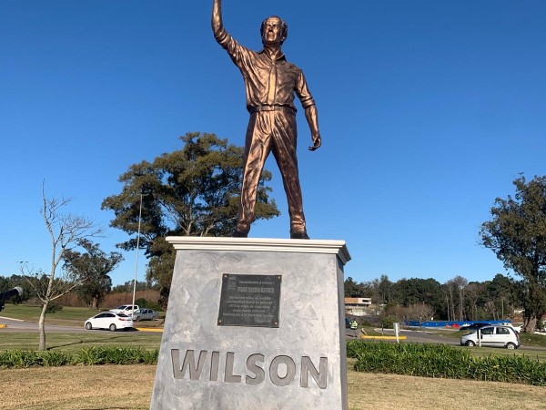 Homenajearon a Wilson Ferreira Aldunate, a 42 años de su regreso al país