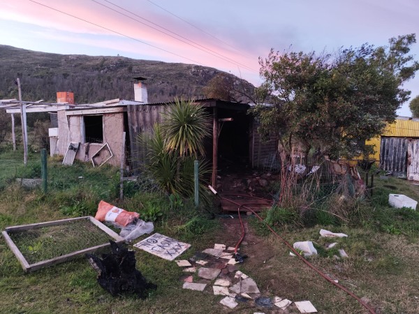 Piriápolis,estufa,leña,incendio,madera