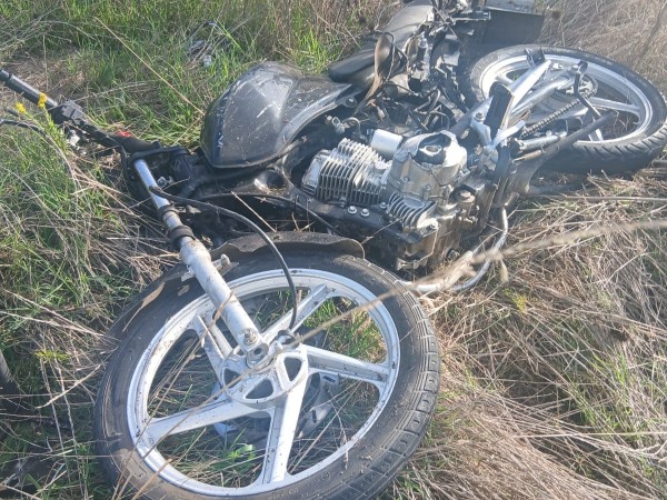 Motociclista resultó lesionado tras choque con camioneta en Ruta 107