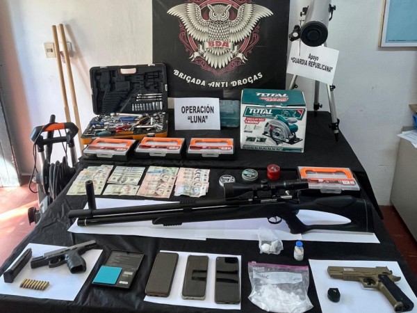 Un hombre fue condenado tras allanamientos en Maldonado: le incautaron drogas, armas, dinero y objetos robados