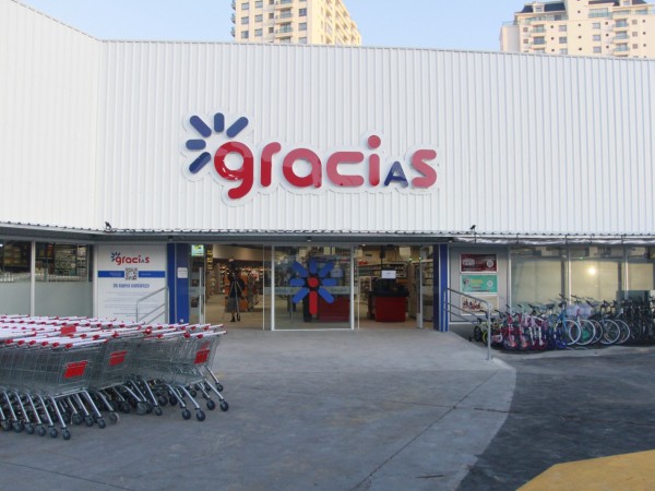 Trabajadores de Tienda Inglesa denuncian despidos masivos