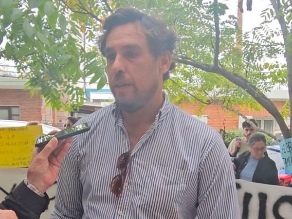 Padre de uno de los jóvenes fallecidos en siniestro en camino Los Arrayanes: “No quiero ningún arreglo reparatorio, quiero que vaya preso”