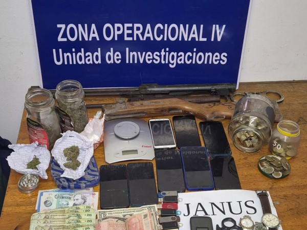 Operativo antidrogas y por hurtos en Balneario Buenos Aires dejó cinco detenidos y varios objetos incautados