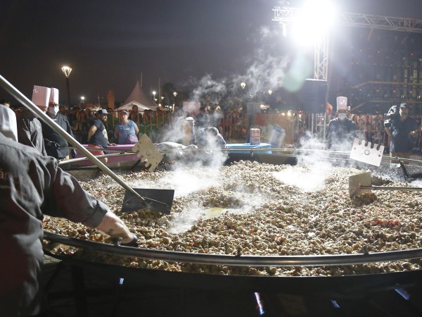 Campeonatos Continental y Nacional de Paella en Piriápolis con espectáculos artísticos y feria gastronómica