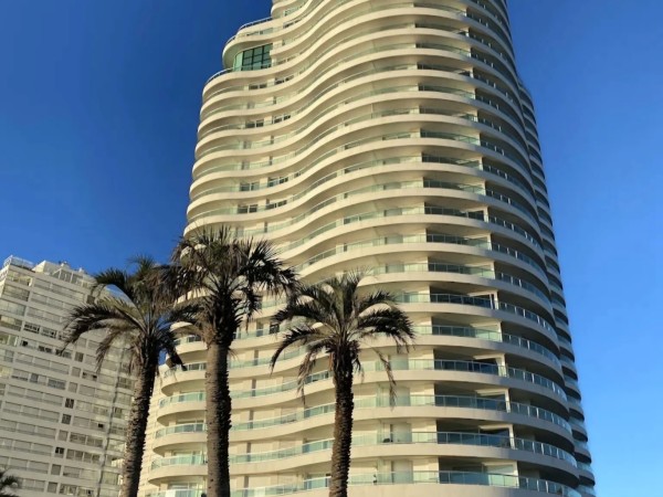 La Policía investiga el robo de 105 mil dólares y 800 mil pesos en un apartamento de Punta del Este
