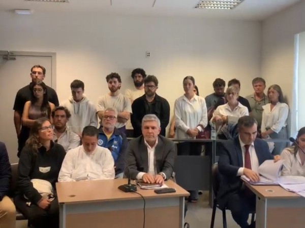 Formalizaron al conductor por el siniestro fatal en camino Los Arrayanes que dejó dos jóvenes fallecidos