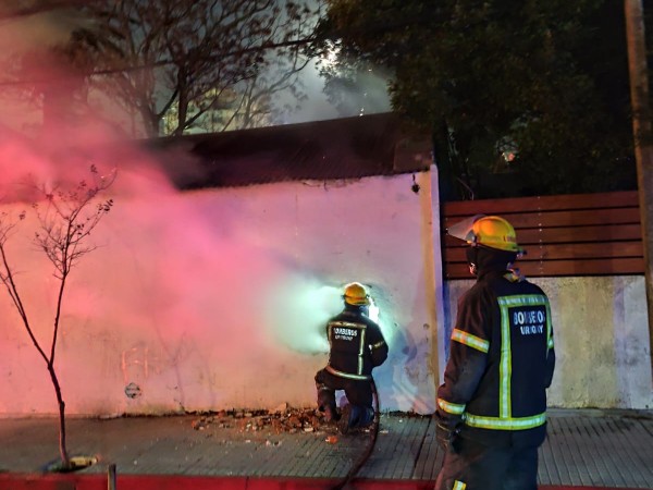 Incendio, finca abandonada, bomberos