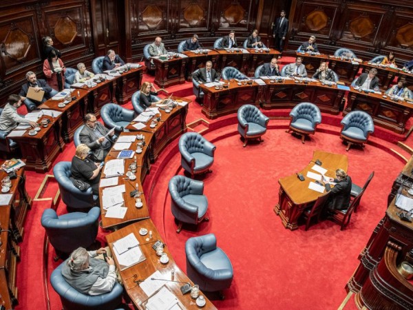 El senado aprobó proyecto para dar  solución a 23 mil deudores del Hipotecario y la ANV