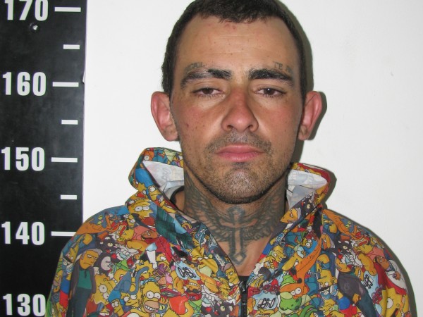 Llevaba más de 300 envoltorios con cocaína cuando la Policía lo detuvo: fue condenado con dos años de cárcel