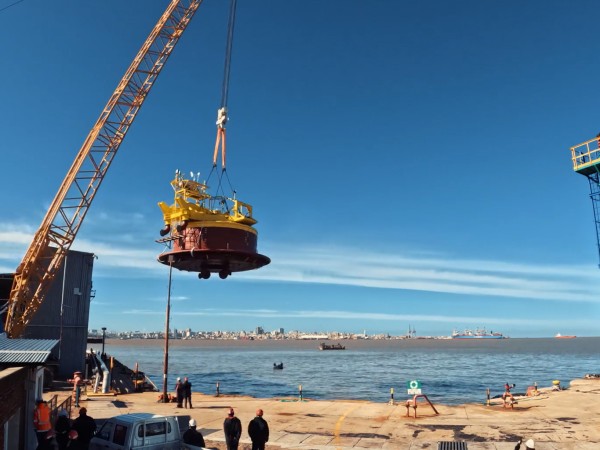 Ancap inició proceso de reemplazo de la boya petrolera de José Ignacio
