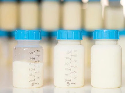 "Un gesto, una sonrisa": campaña de recaudación para la creación del Banco de Leche Materna en Maldonado