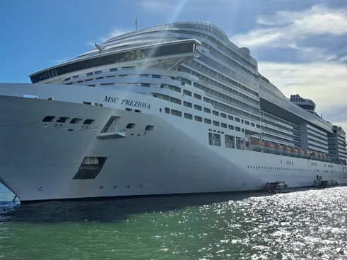 Punta del Este,cruceros,puerto,EduardoSanguinetti