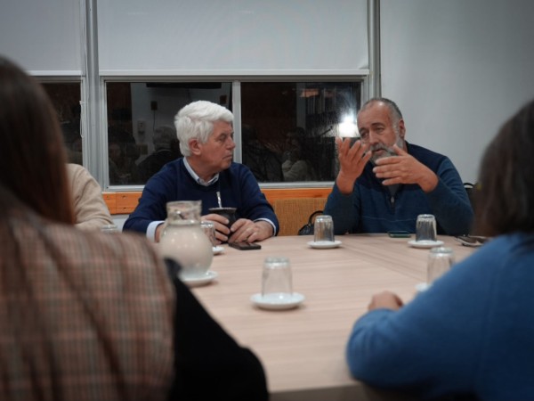 Senador Brenta llegó a Maldonado a explicar Presupuesto y criticó contratación de Fundación a Ganar.