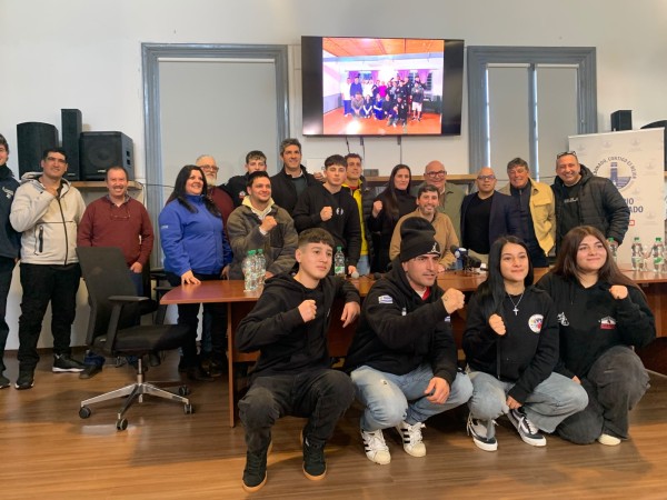 El Centro Comunal Santa Teresita se afilió a la Federación Uruguaya de Boxeo y sus alumnos debutarán este sábado como federados