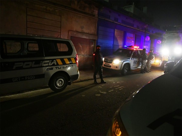 Rapiñero que reconoció que asaltó el Abitab de balneario Buenos Aires fue formalizado pero esperará el juicio con prisión domiciliaria