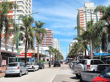 ladrón, 10 mil dólares, punta del este