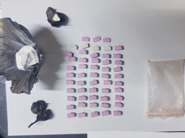 Dramática persecución policial por Punta del Este: ocupantes de automóvil huían a gran velocidad con decenas de pastillas de éxtasis