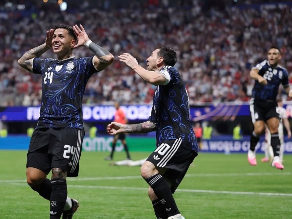Argentina lo dio vuelta ante Inglaterra sobre el final y se metió en la final del Mundial