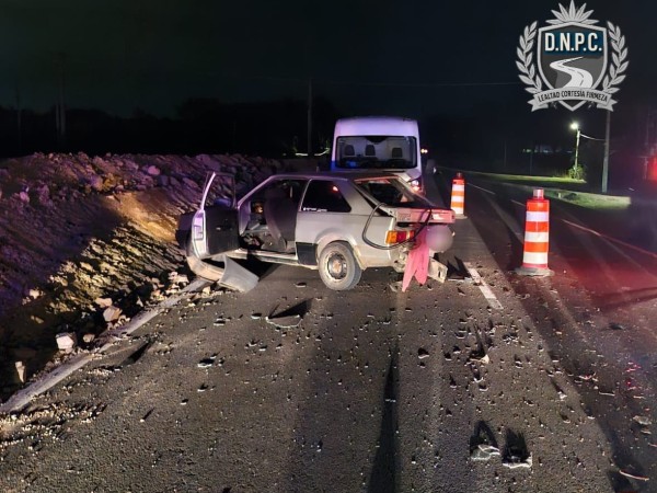Motociclista está grave tras chocar con un auto en Ruta 9