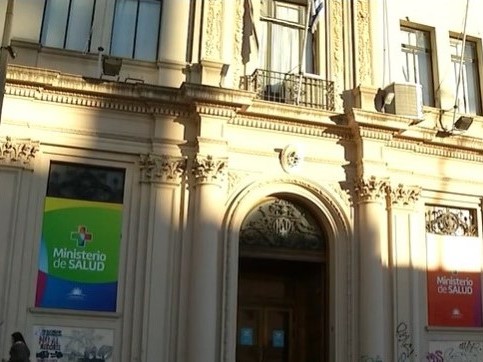 cirugia, condena, ministerio de salud pública