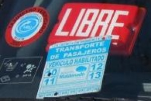 Taxistas procuran incrementar medidas de seguridad
