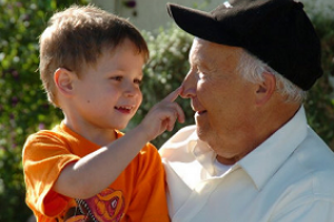 Múltiples actividades para celebrar Día del Abuelo 

