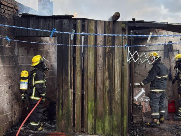 Incendio con pérdidas totales en barrio Las Cooperativas