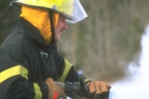 Bomberos con pocas intervenciones pese a magnitud del viento 