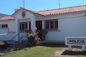 Policía rescató a niño argentino encerrado en una camioneta