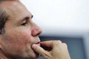 Investigan ahora a  personas del entorno de Nisman por presunto lavado de dinero