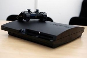 Solitario rapiñero asaltó casa de video juegos
