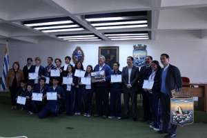 Reconocimiento y becas para estudiantes de Maldonado