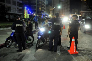 Dos hombres y tres menores detenidos en Maldonado Nuevo en control policial