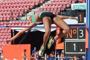 Tributarán un reconocimiento en el Campus a la atleta Lorena Aires