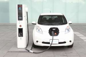Laventure: energía eléctrica para autos se podía haber tenido antes y sin costo para el país