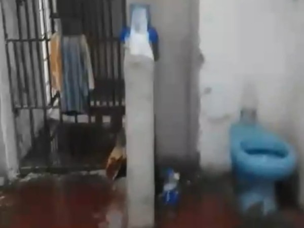 Reclusas denuncian abuso policial y desde el INR lo desmienten; Fiscalía investiga el caso