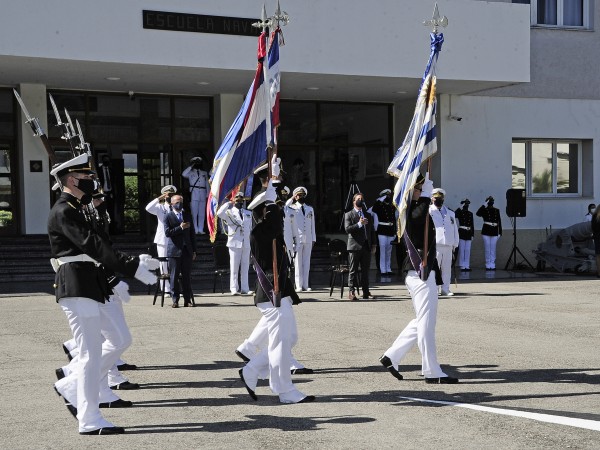 alumno escuela naval, drogas, lSD, punta del este, expulsado,