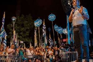 La fórmula Lacalle Argimón cerró campaña en Maldonado con multitudinario acto