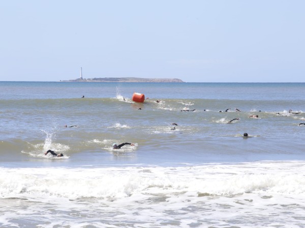 Guardavidas que se descompensó en la prueba de suficiencia lleva más de 30 años dedicado a cuidar las playas de Maldonado