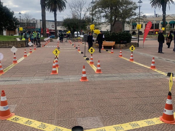 Hay actividades en plaza San Fernando en el marco de “Mayo Amarillo”